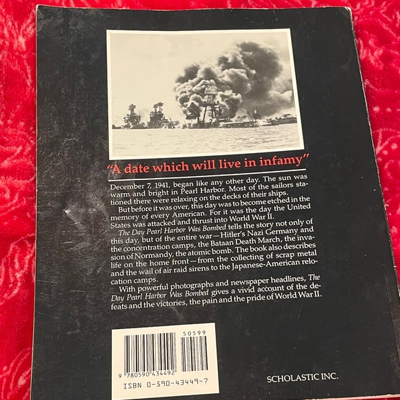 Scholastic Black and White Pearl Harbor Book - Picture 2 of 6